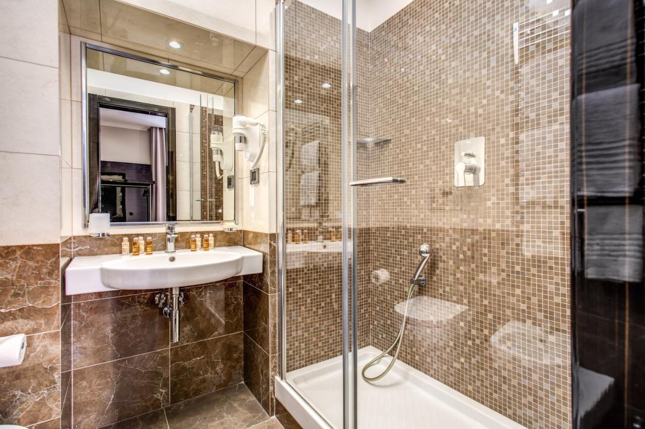 Relais De La Poste Hotel Рим Екстериор снимка