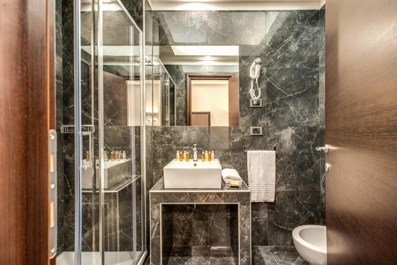 Relais De La Poste Hotel Рим Екстериор снимка